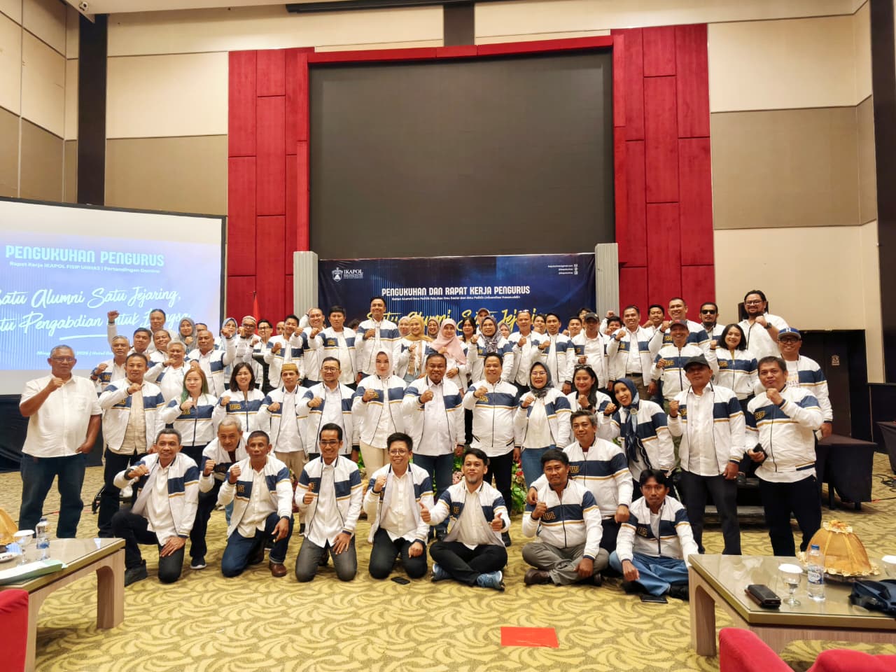 Soliditas Tanpa Sekat: Alumni Lintas Generasi Bersatu Dukung Nakhoda Baru Ikapol FISIP Unhas