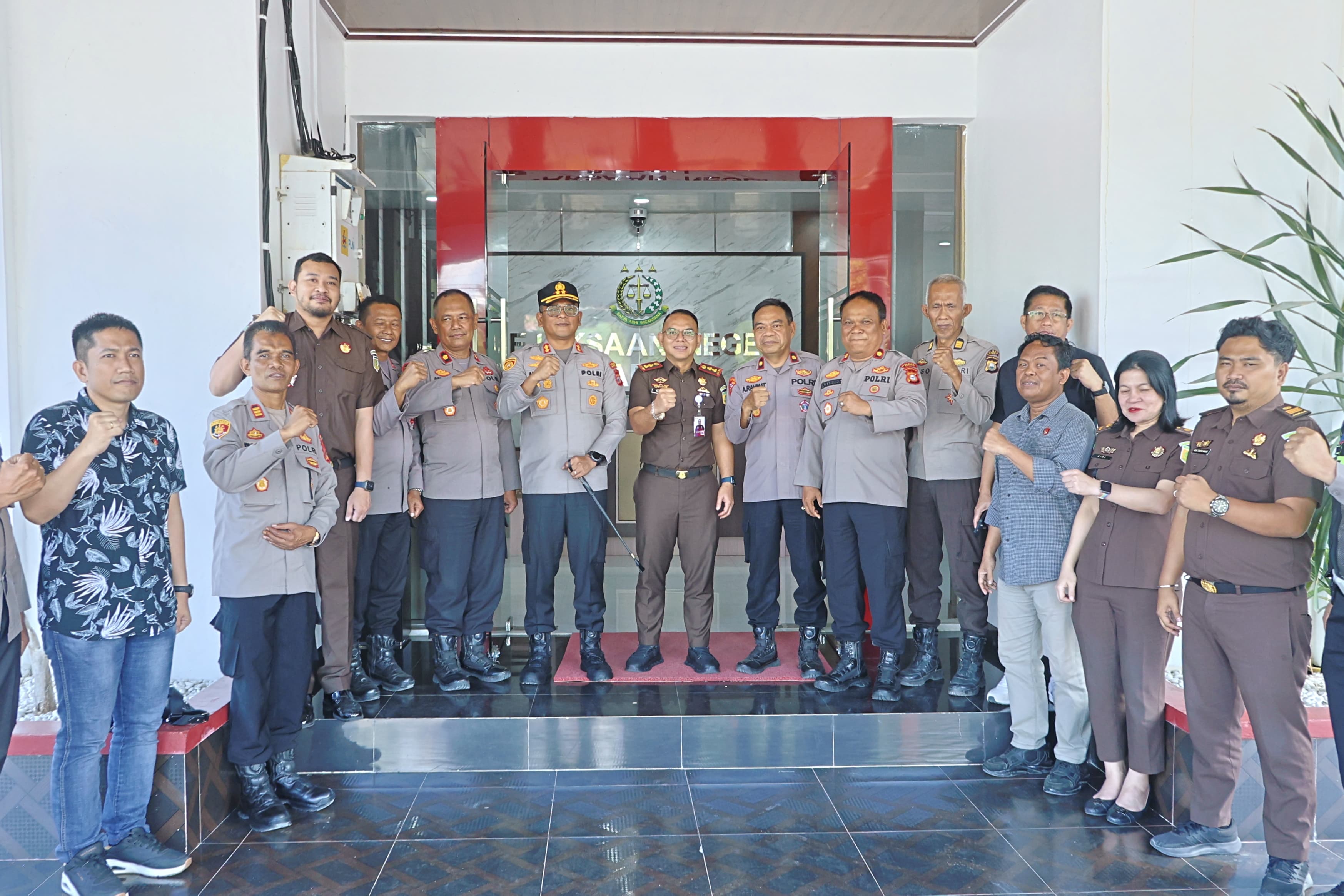 Sinergi Polres dan Kejari Barru Demi Pelayanan Hukum Transparan