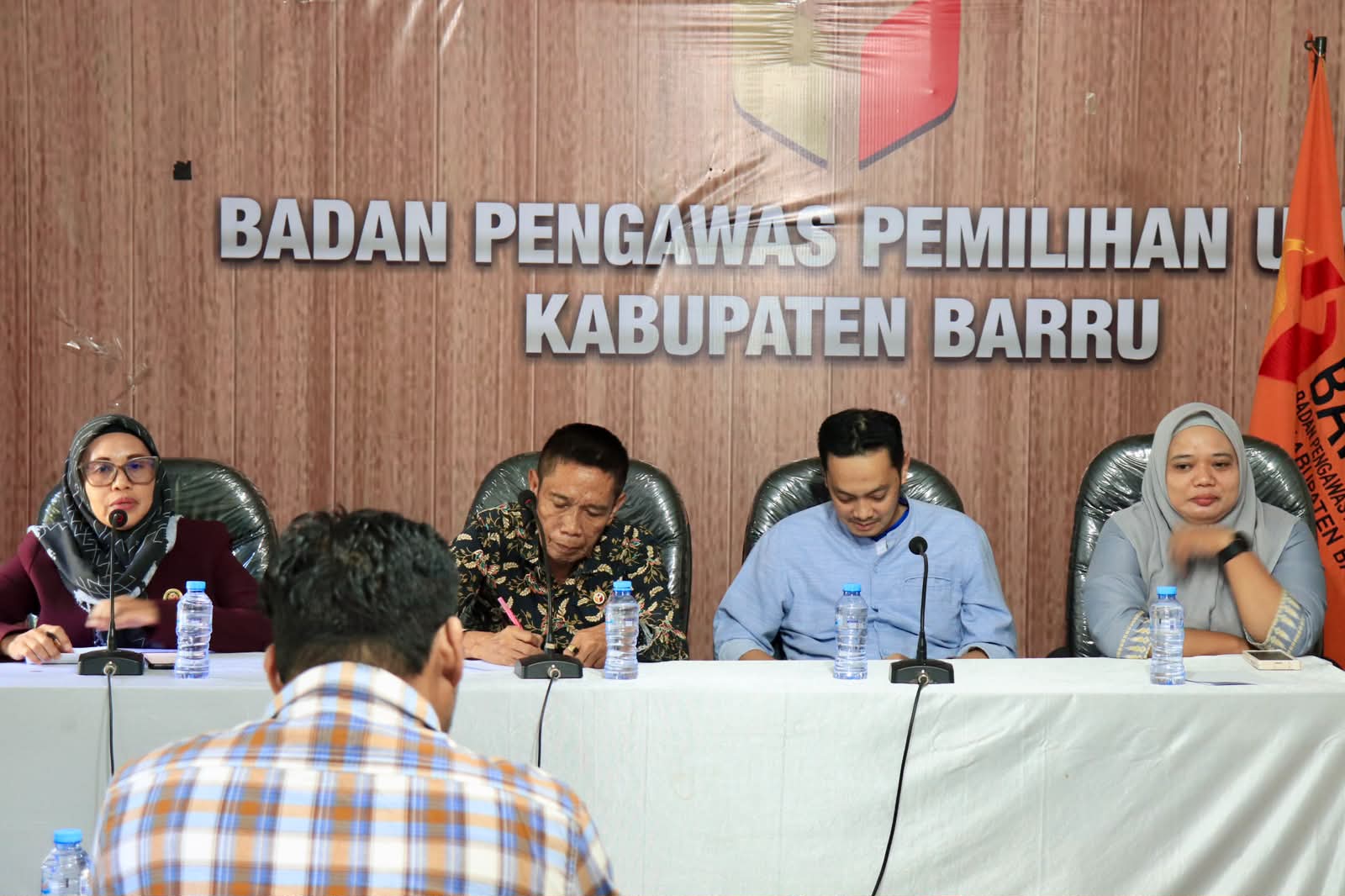 ​Atasi Kendala Teknis, Bawaslu Barru Desak KPU Libatkan Langsung Admin SIPOL Parpol