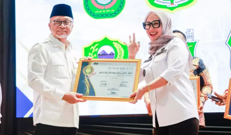 Bupati Andi Ina Raih Penghargaan Ketahanan Pangan Nasional