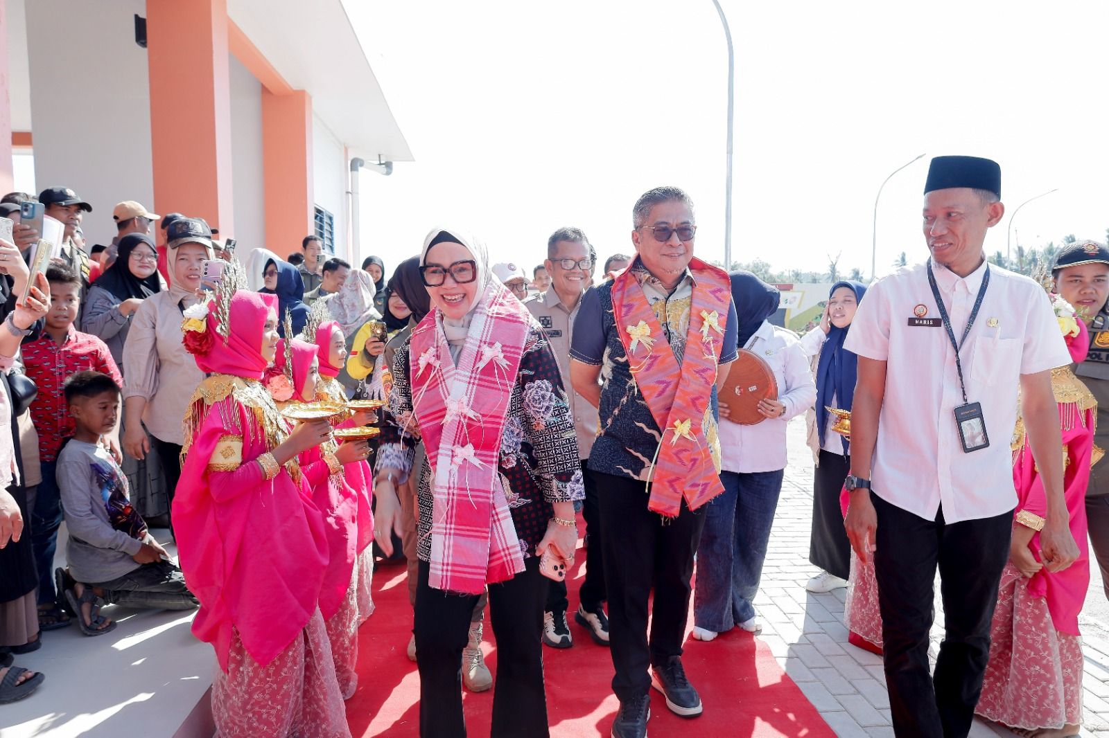 Resmikan SRT 1 Barru, Bupati Andi Ina Pastikan Masa Depan Anak Kurang Mampu Lebih Cerah