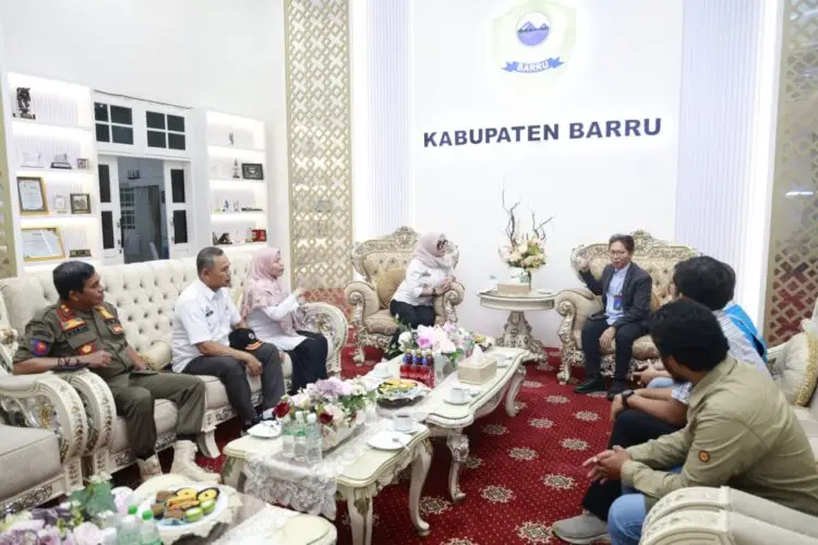 Terima Kunjungan PLN, Bupati Barru Komitmen Amankan Objek Vital dan Mitigasi Karhutla