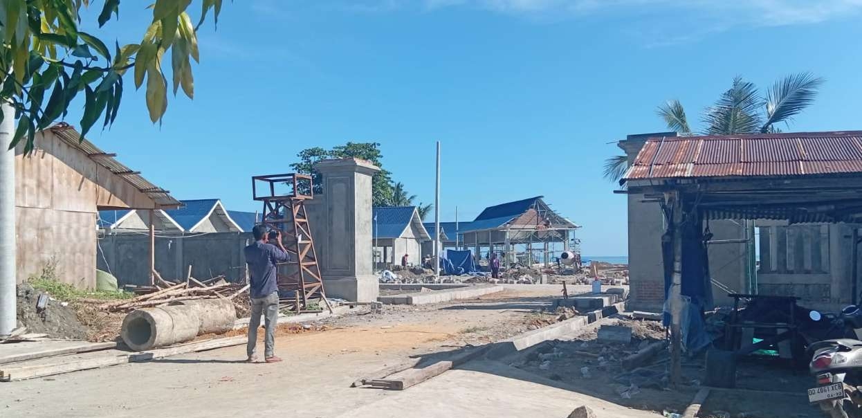 Pekerja Proyek Kampung Nelayan Barru Mengaku Belum Digaji Sebulan